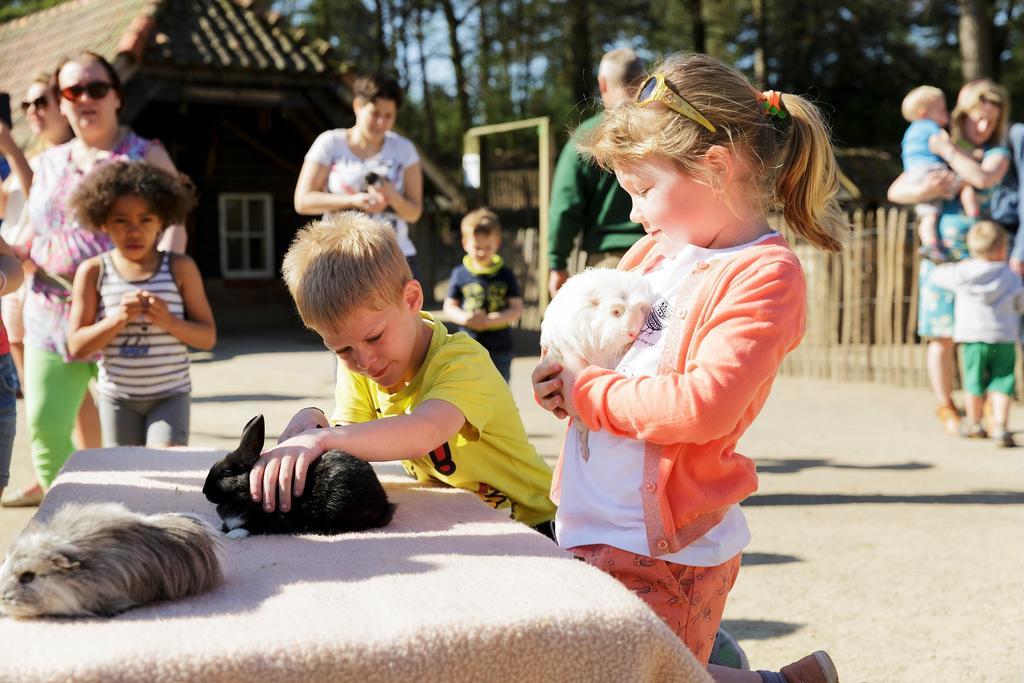 Center Parcs Erperheide Hotel เปียร์ ภายนอก รูปภาพ